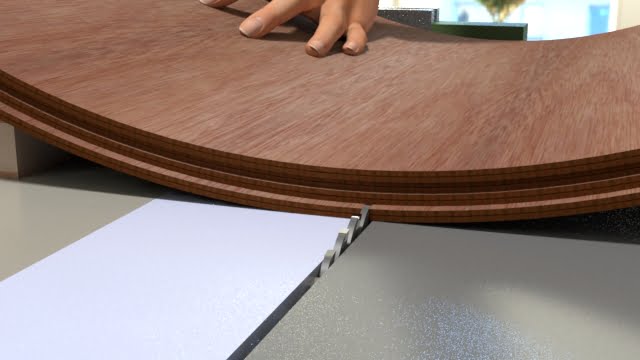 成型合板への切り込み開始